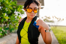 Load image into Gallery viewer, RUNHER Minimalistic Unisex Hydration Vest
