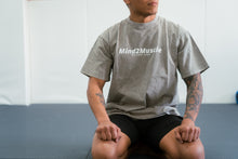 Load image into Gallery viewer, Oversized Vintage Pump Cover T-Shirt
